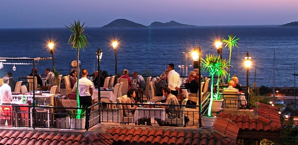 Kalkan Restaurants; experience the famous open roof terrace restaurants