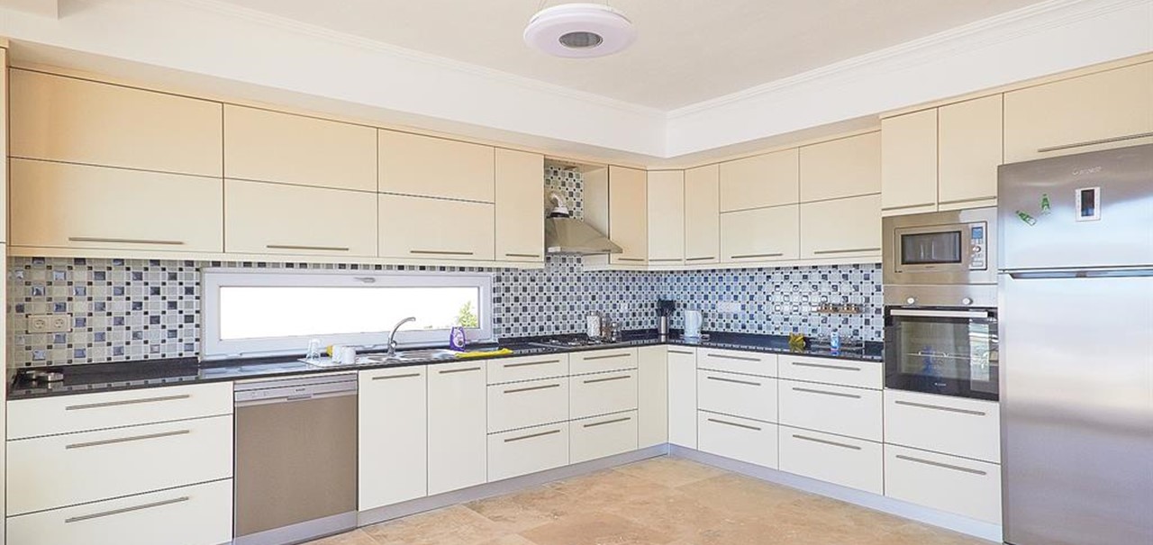 Falcon Exclusive Kitchen