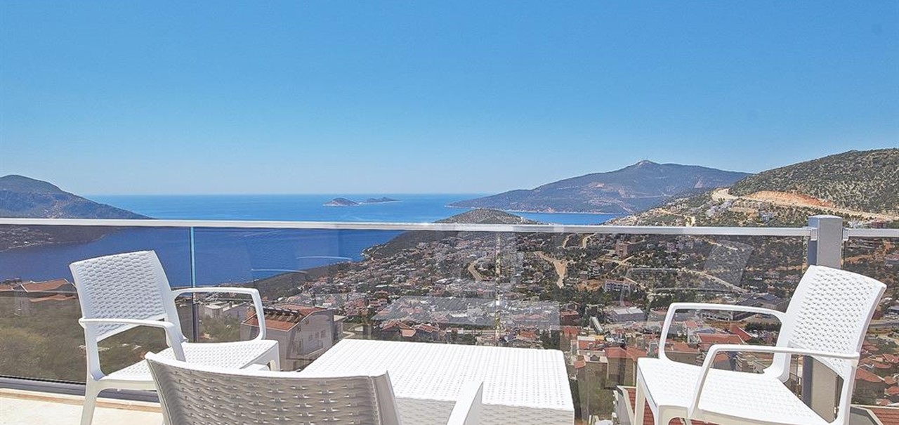 Falcon Exclusive Roof Terrace