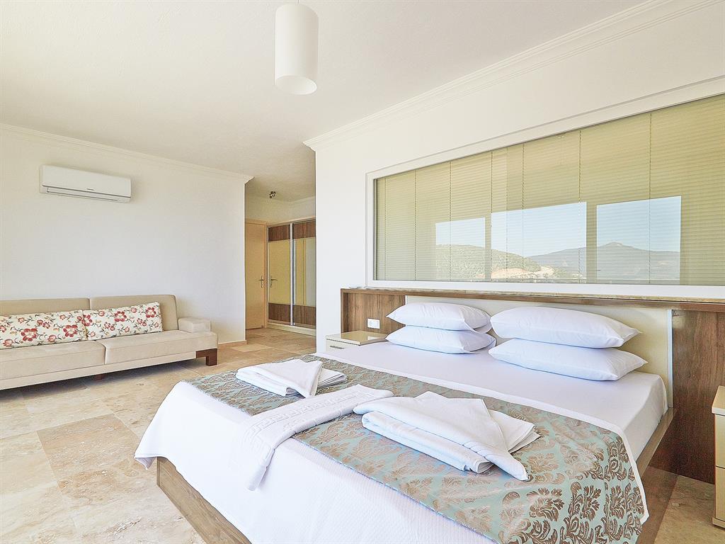 Falcon Exclusive Double