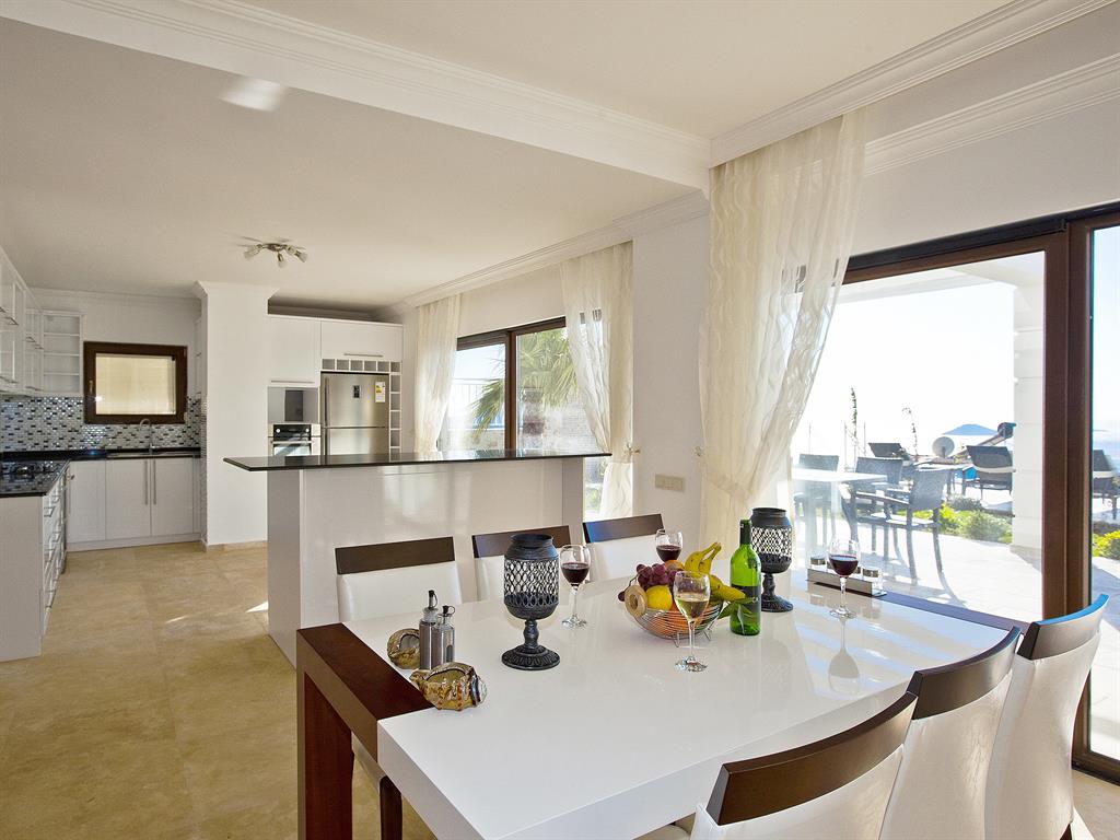 Falcon Lodge Kalkan Interior