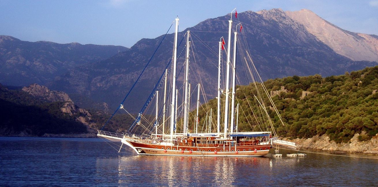Sailing Boats 613624 1920