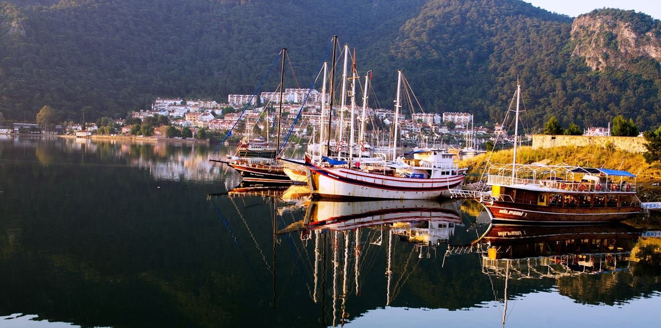 Sea Water Dock Boat Morning Lake 1052472 Pxherecom