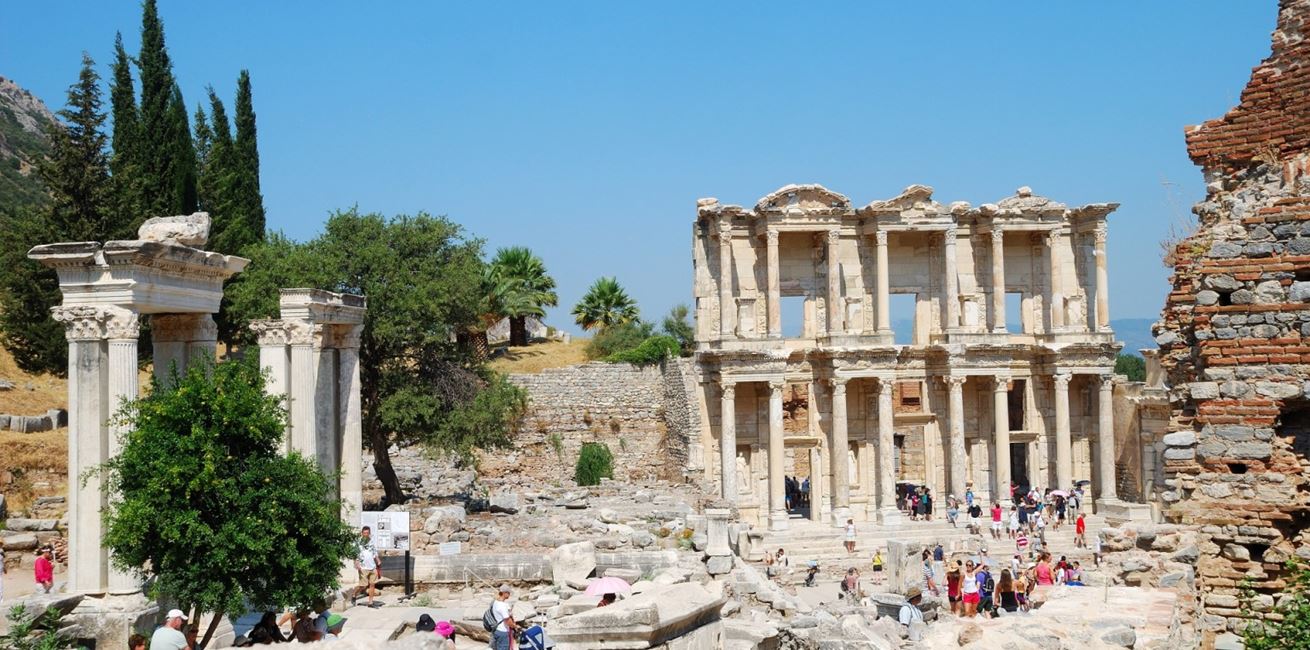 Ephesus Turkey 1421689590Nnl