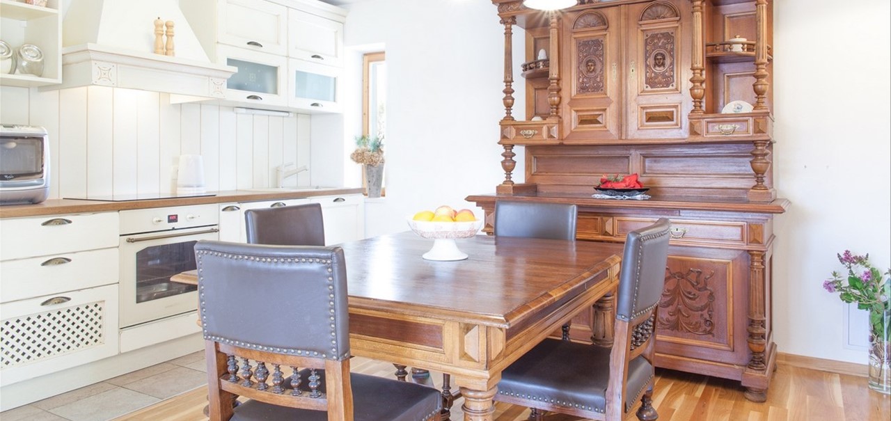 Villa Vjeka Kitchen Plus Dresser