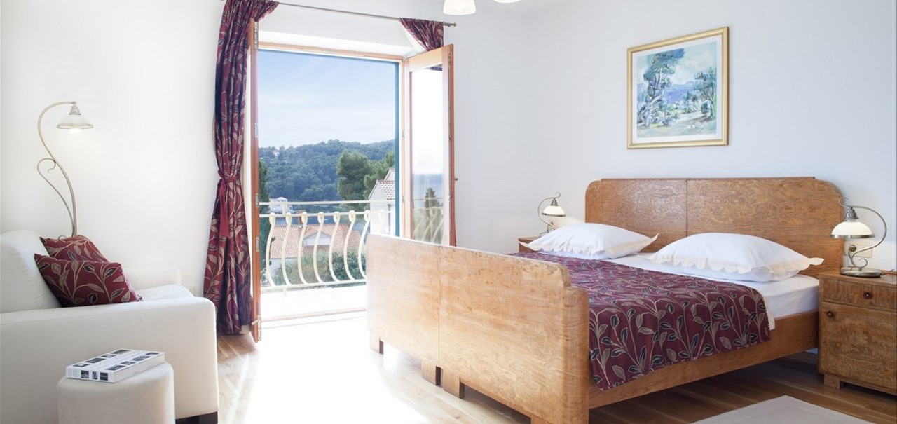 Villa Vjeka Master Bed