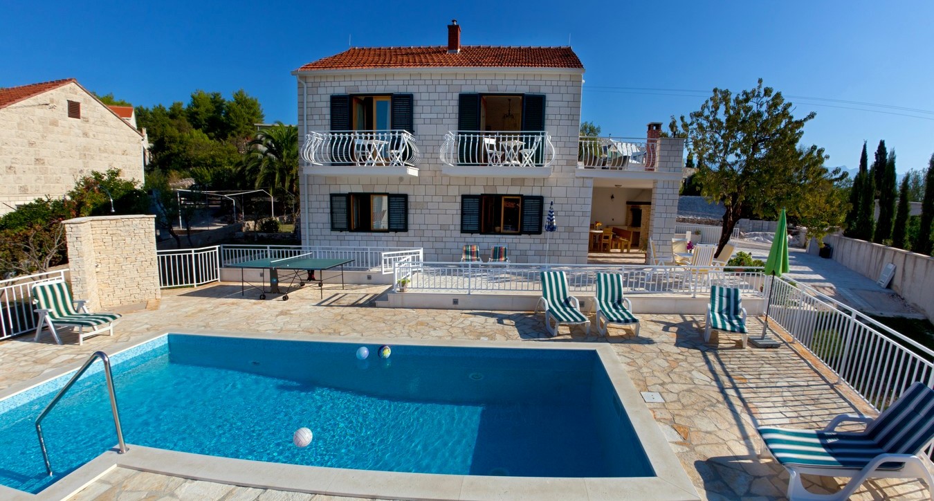 Villa Vjeka Ouside Pool And Villa