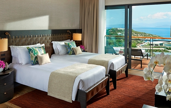 Sea View Apartment, Two Bedroom: Mandarin Oriental