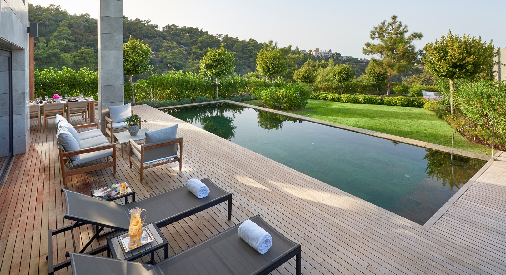 Duplex Apartment TERRACE 01