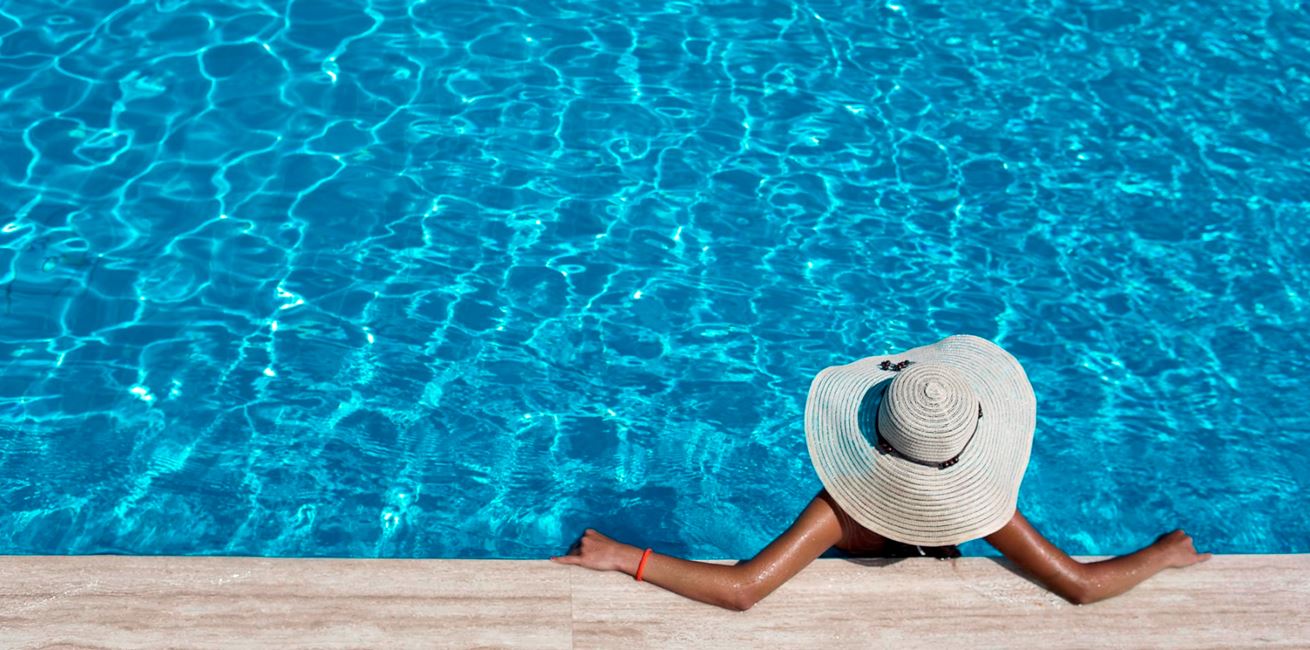 Relaxing Pool