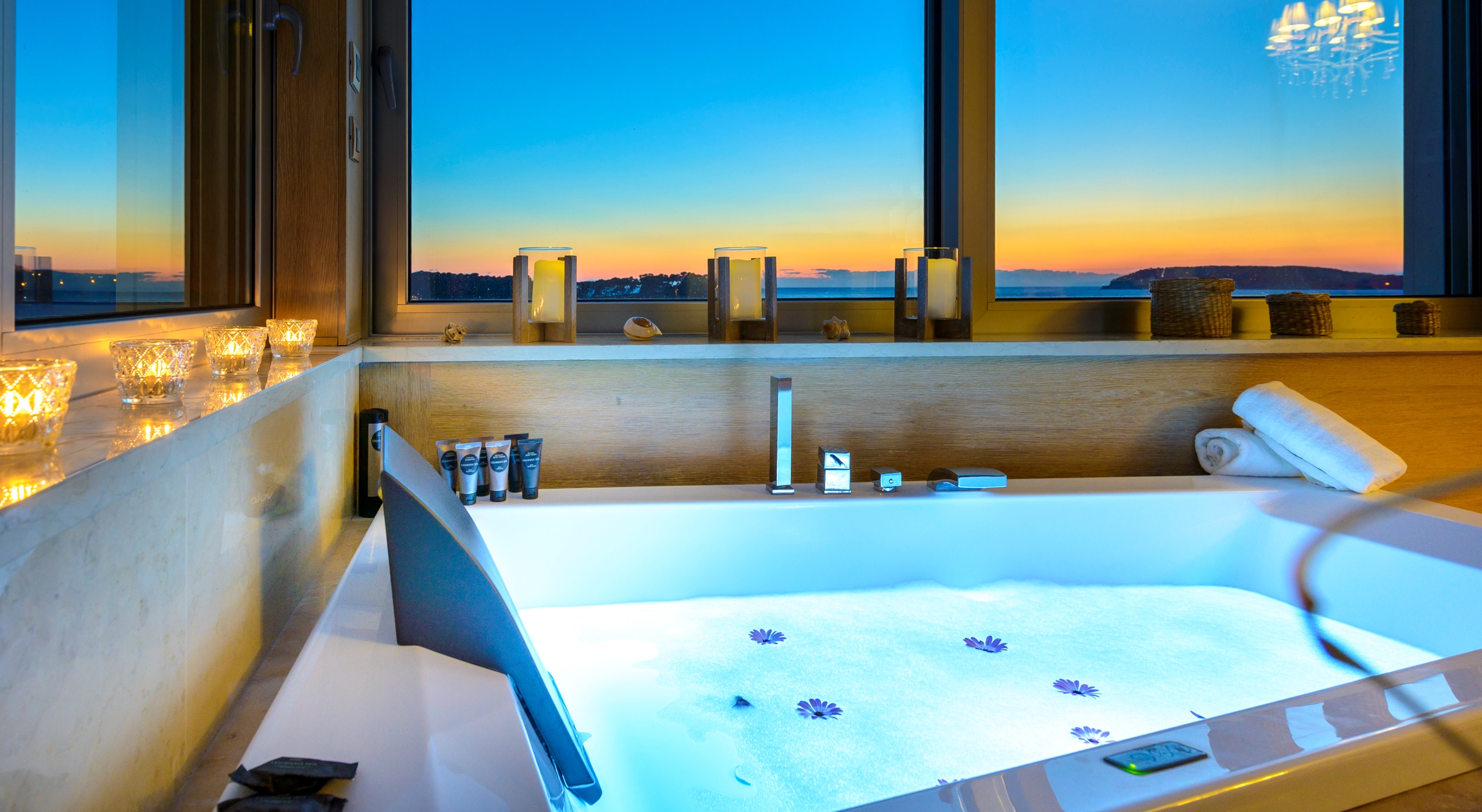 Bedroom Hot Tub Sunset