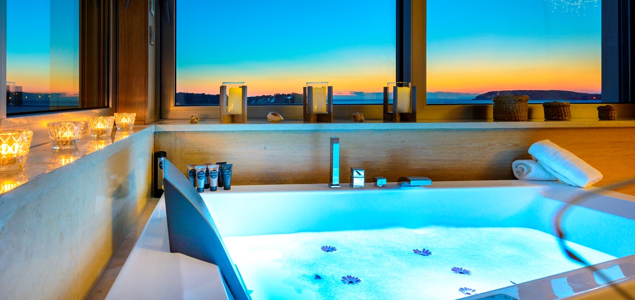 Bedroom Hot Tub Sunset