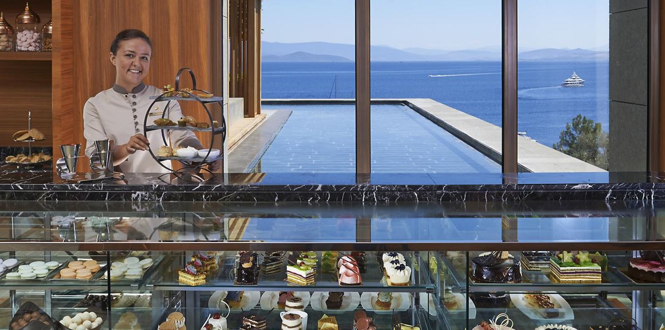 Bodrum Fine Dining Cake Shop 01