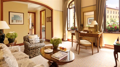 4 Seasons Executive Suite 1 