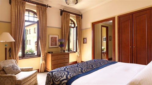 4 Seasons Superior Room