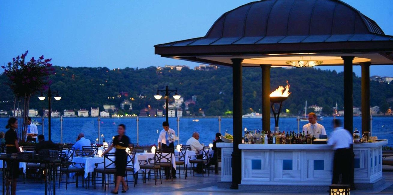 Four Seasons Hotel Istanbul At The Bosphorus 7