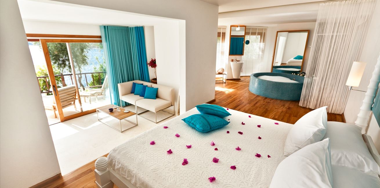 Sunset Suite 203 19