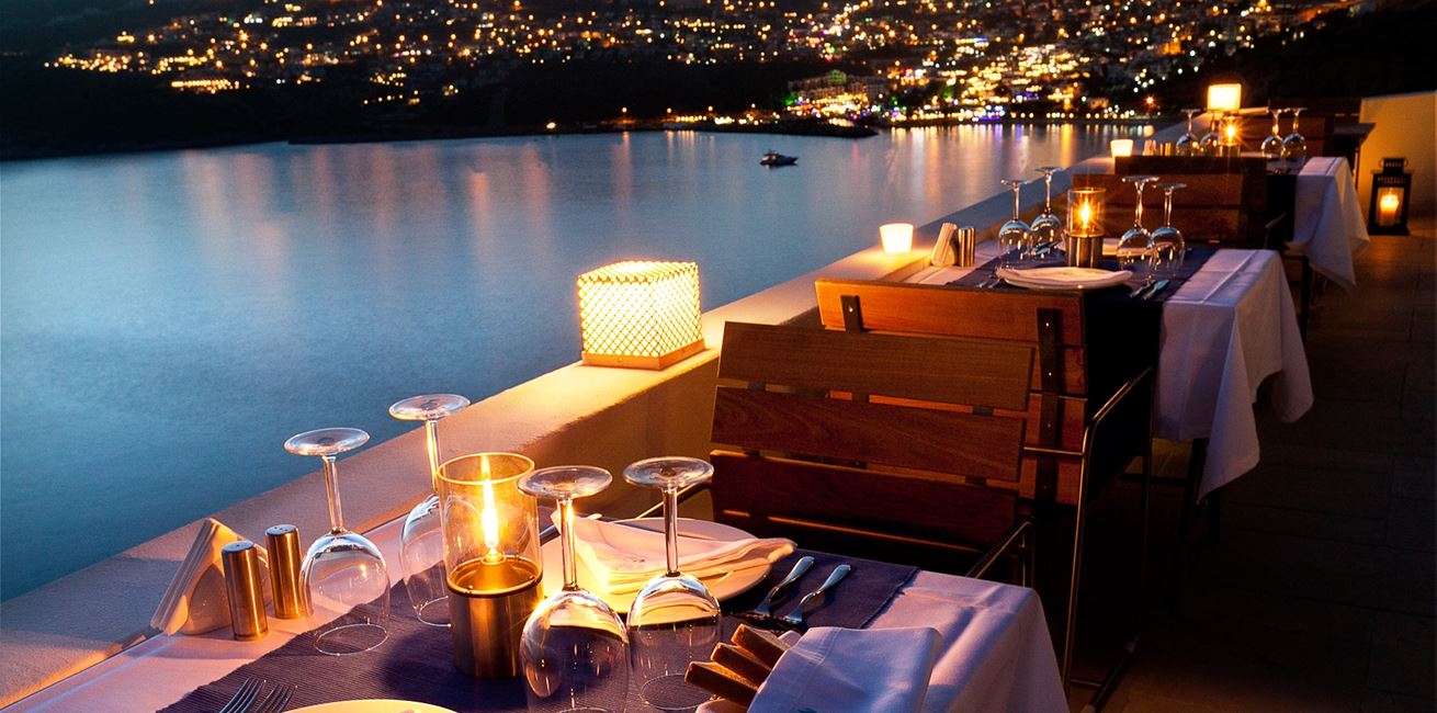 BEAUTIFUL DINING EXPERIENCE 1