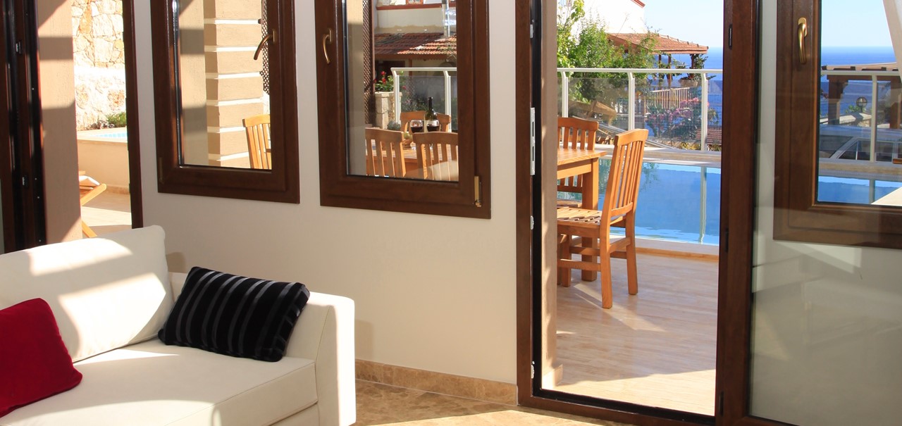 Lounge with doors to the pool terrace