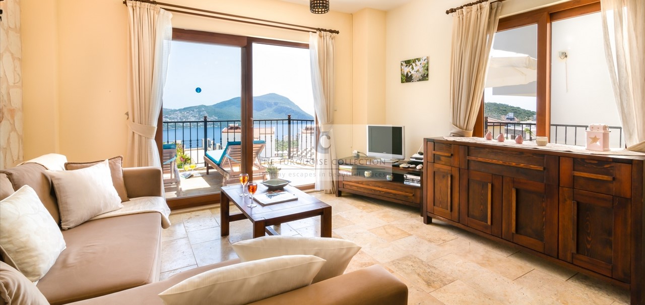 Elvina Apartment Jasmine The Turquoise Collection