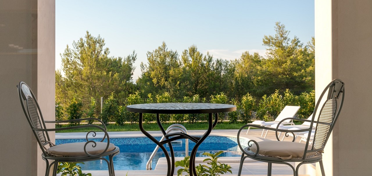 Villa In Milna 10Resized