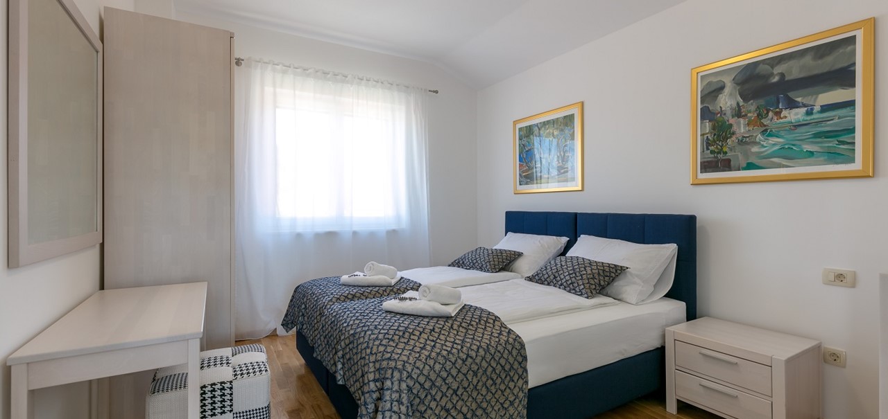 Villa In Milna 21 Resized