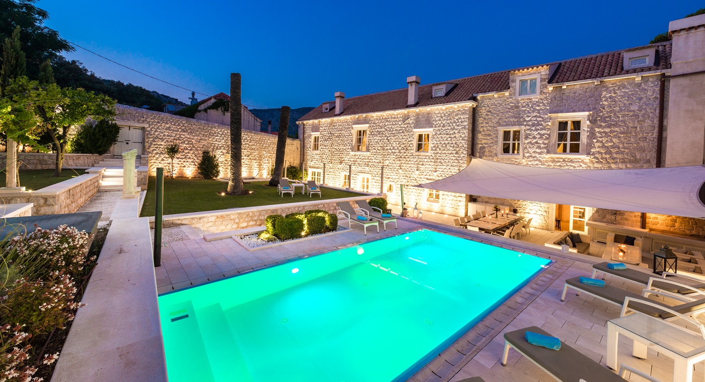 Villa Luciana Outside 1