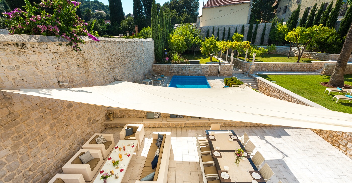 Villa Luciana Outside 4