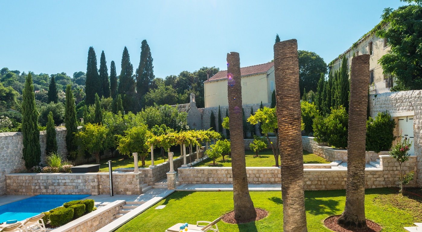 Villa Luciana Outside 6