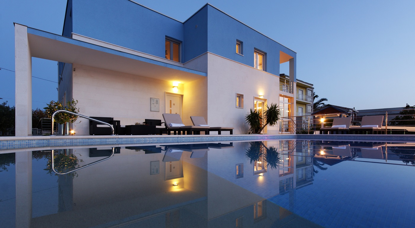 Villa Mermaid Outside 4