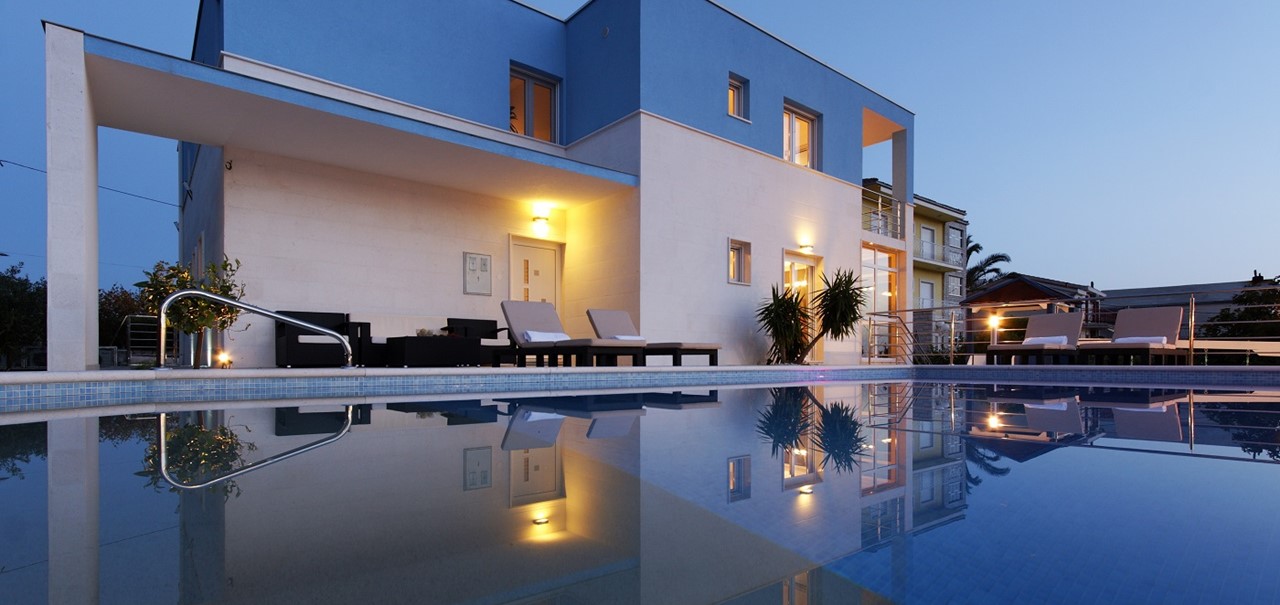 Villa Mermaid Outside 4