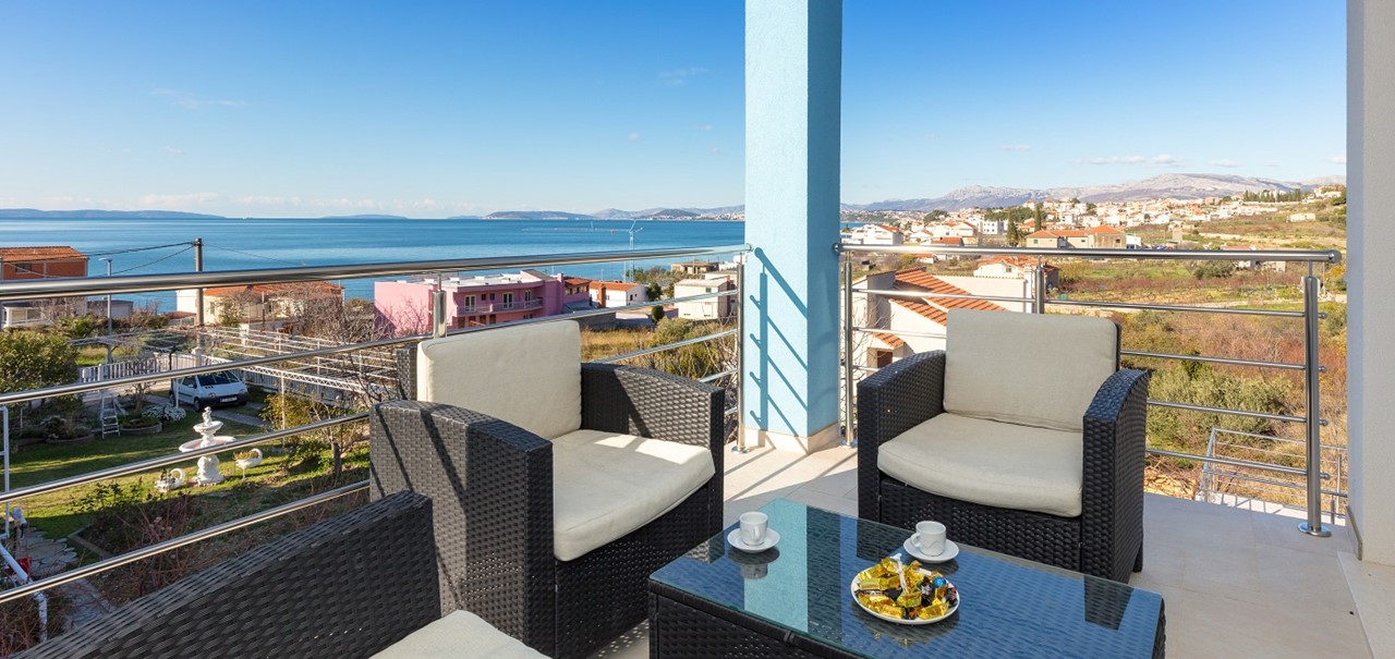 Villa Mermaid Outside 6