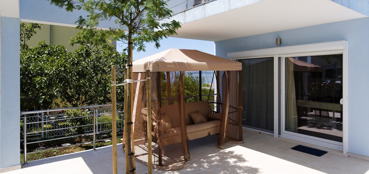 Villa Mermaid Outside 7