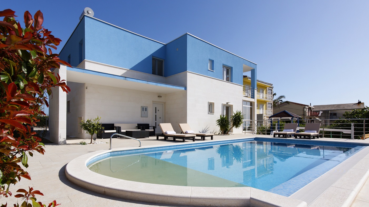 Villa Mermaid Outside 14