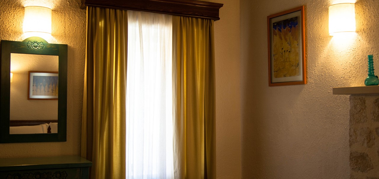 A mixture of authentic and contemporary furnishings and decor is used