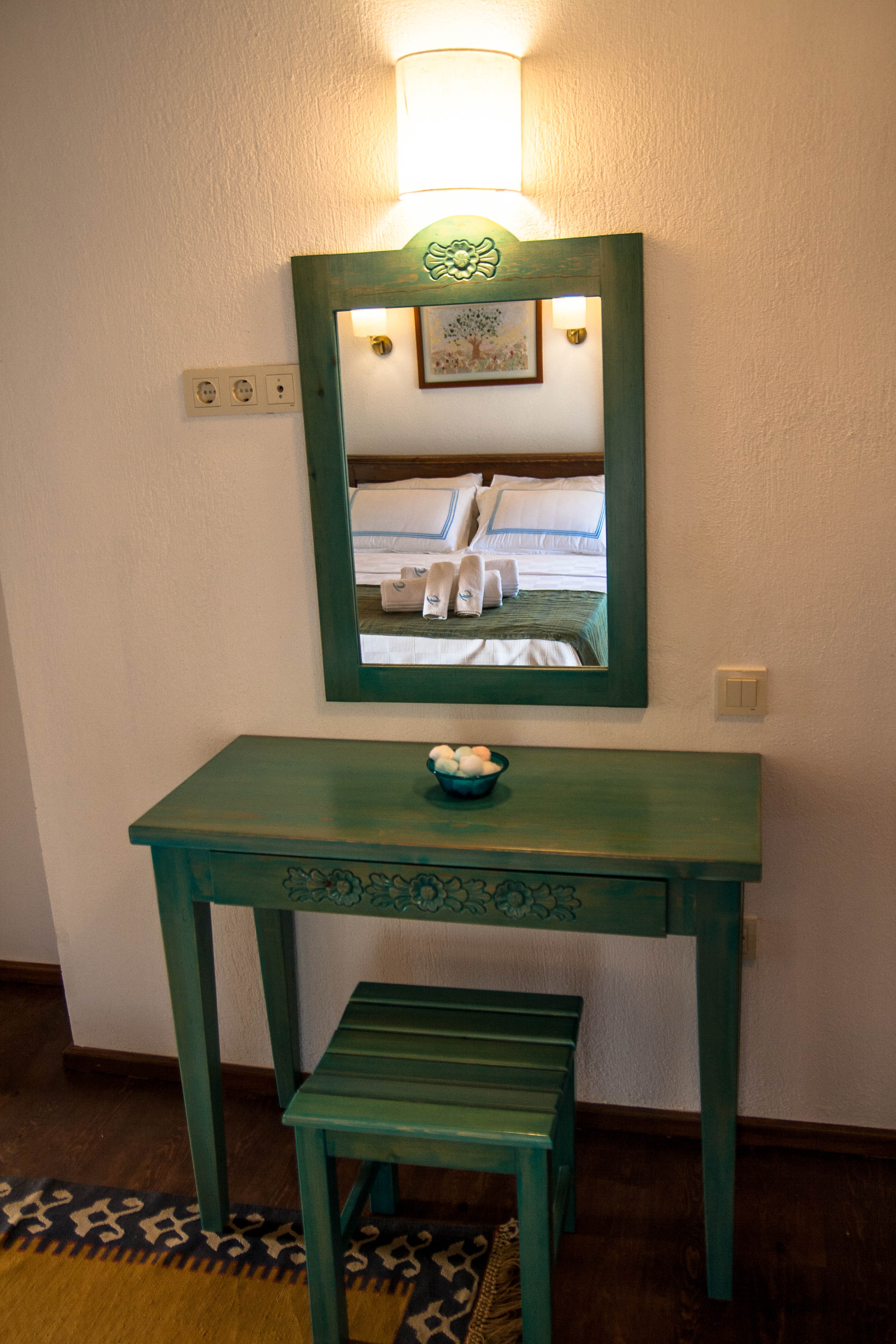 Dressing tables in each room