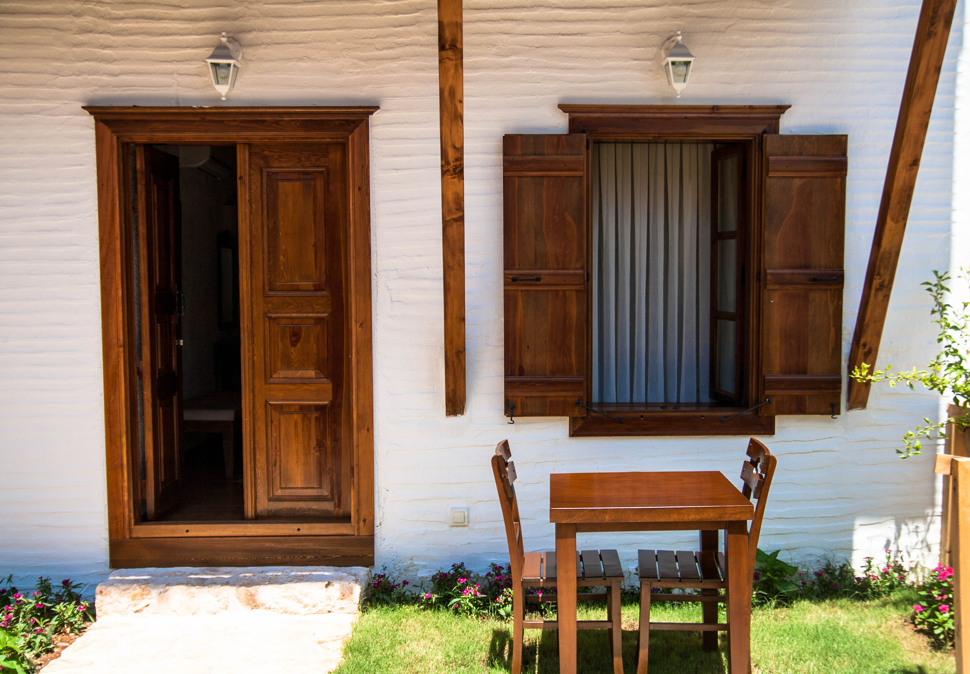 Enjoy breakfast outside your room