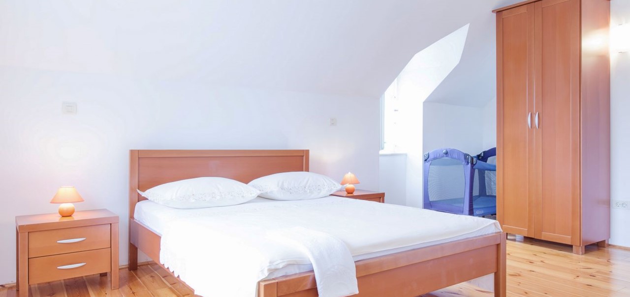 Villa In Sumartin 15