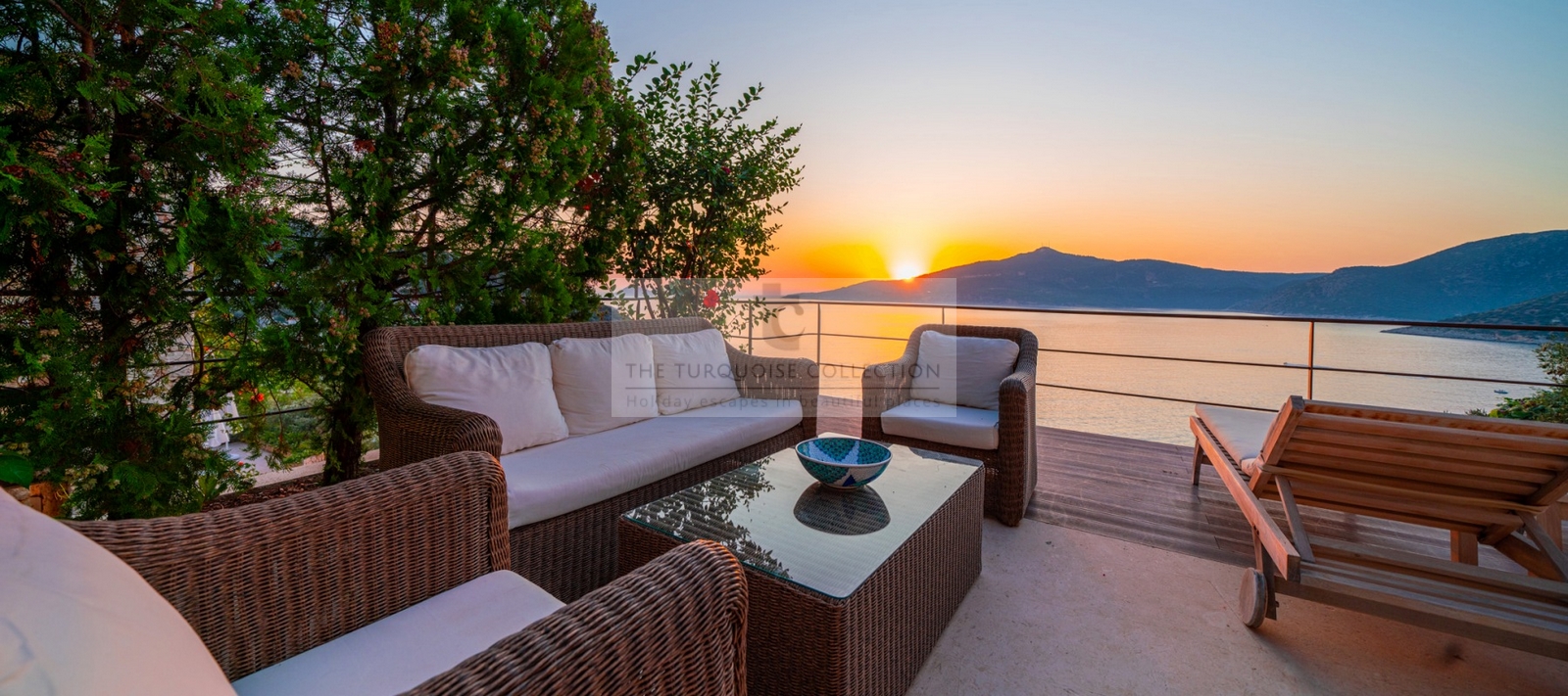 Villa Ruya | The Turquoise Collection