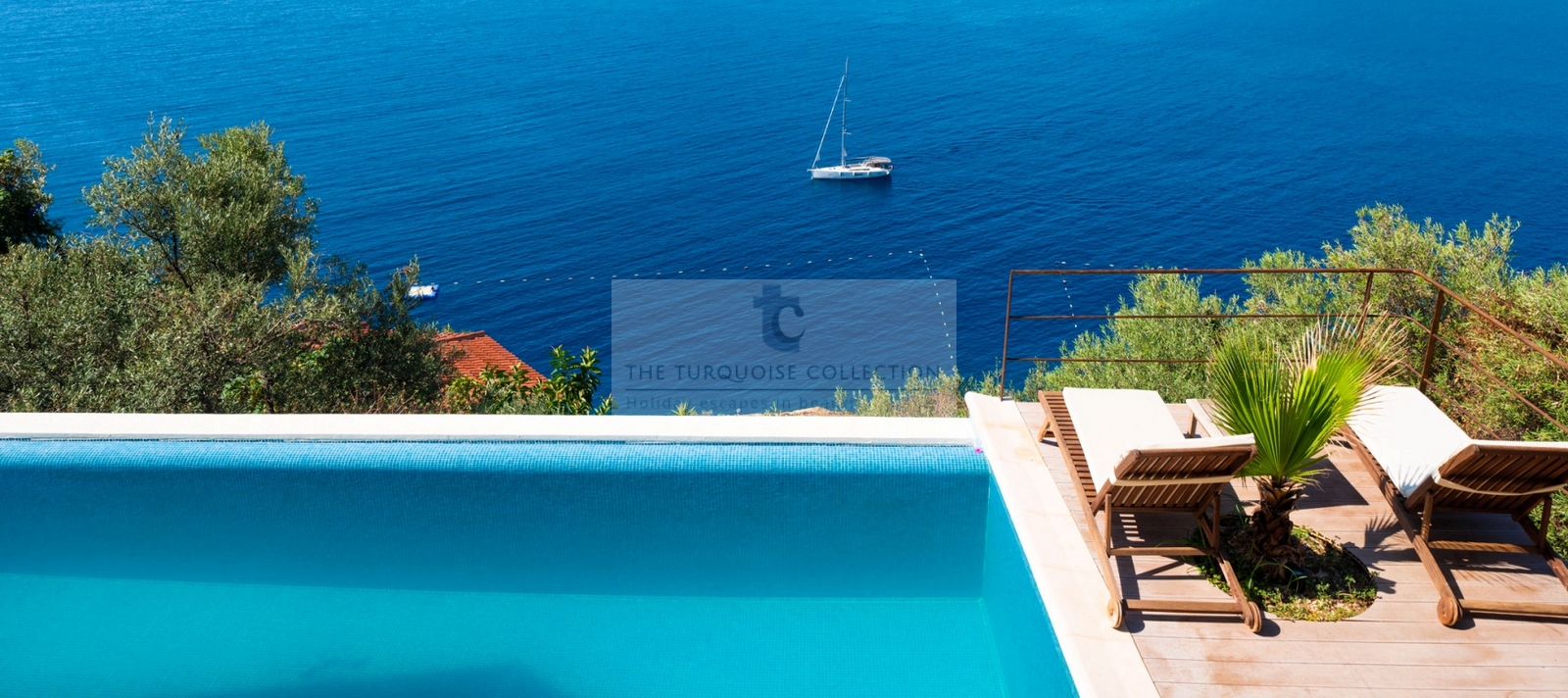 Villa Ruya | The Turquoise Collection