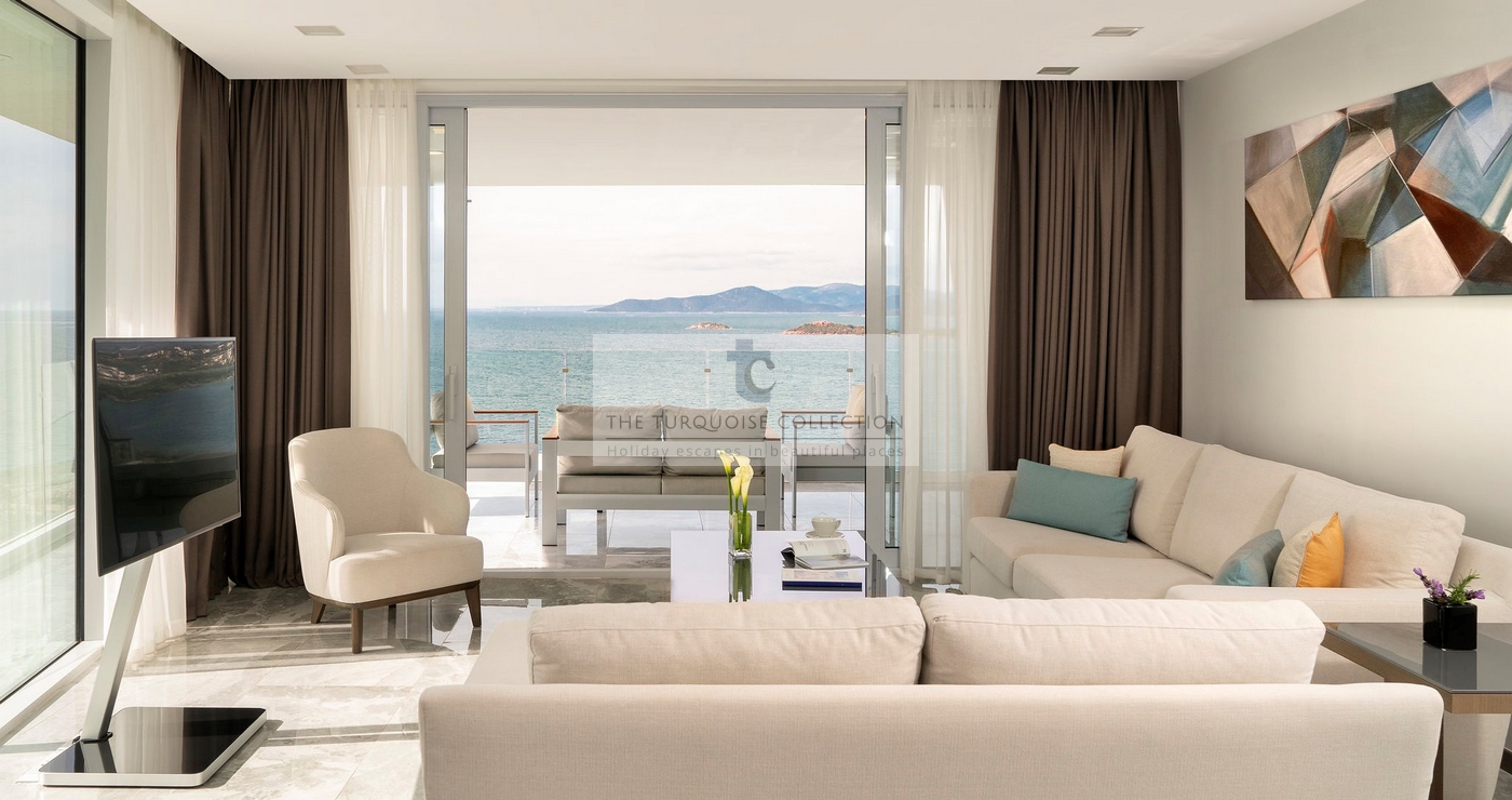 Family Terrace Residence Living Room1 Copy