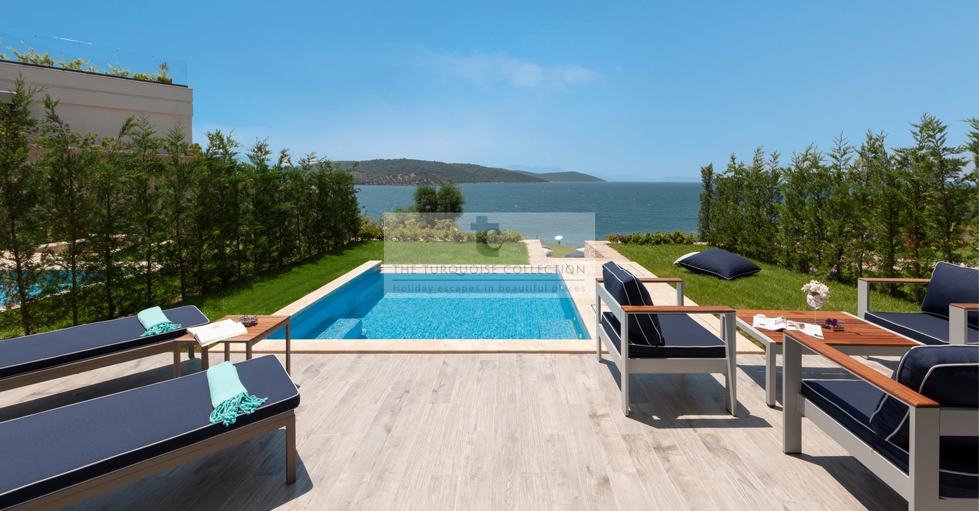 Family Terrace Residence With Garden Jacuzzi Jacuzzi View Copy