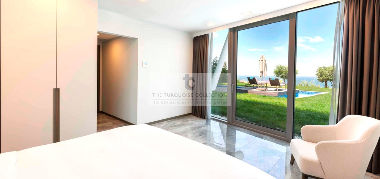 Pool Villa Master Bedroom Lower Floor 2 Copy