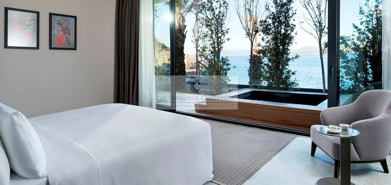 Secluded Bay Presidential Villa Master Bedroom Copy