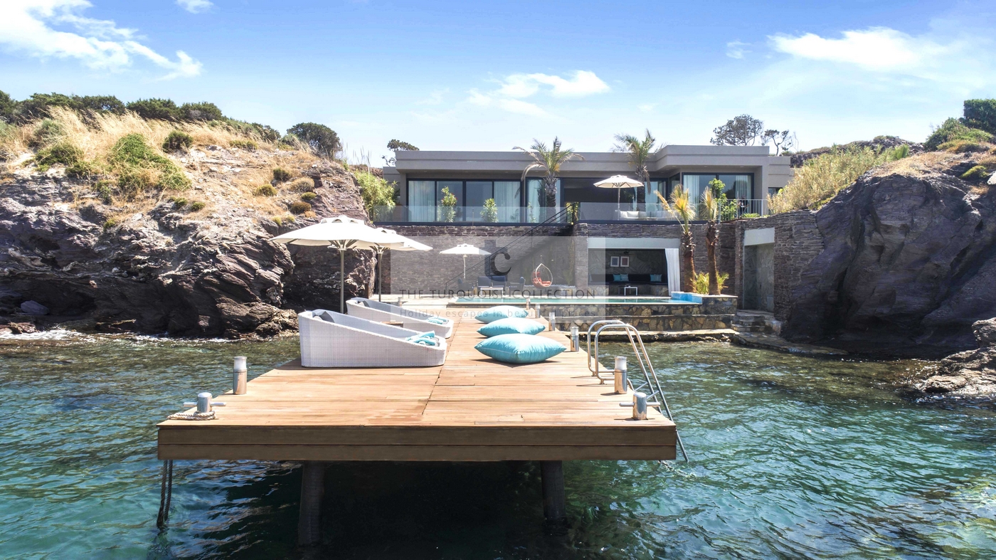 Secluded Bay Presidential Villa Outdoor View Copy