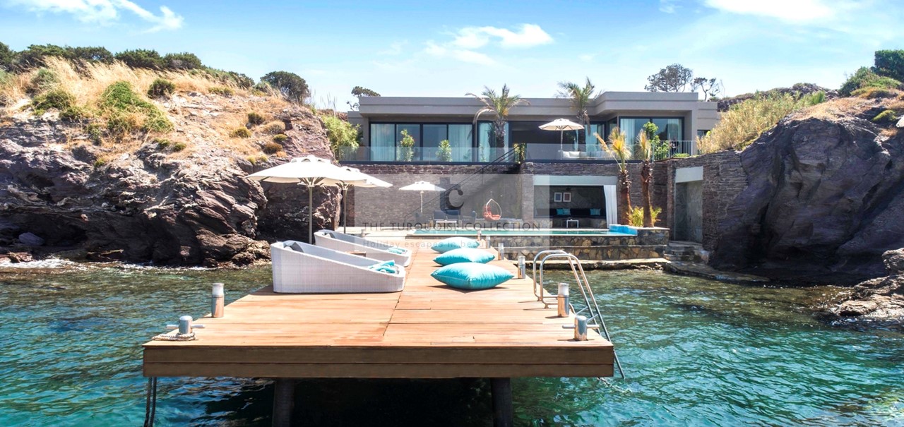 Secluded Bay Presidential Villa Outdoor View Copy