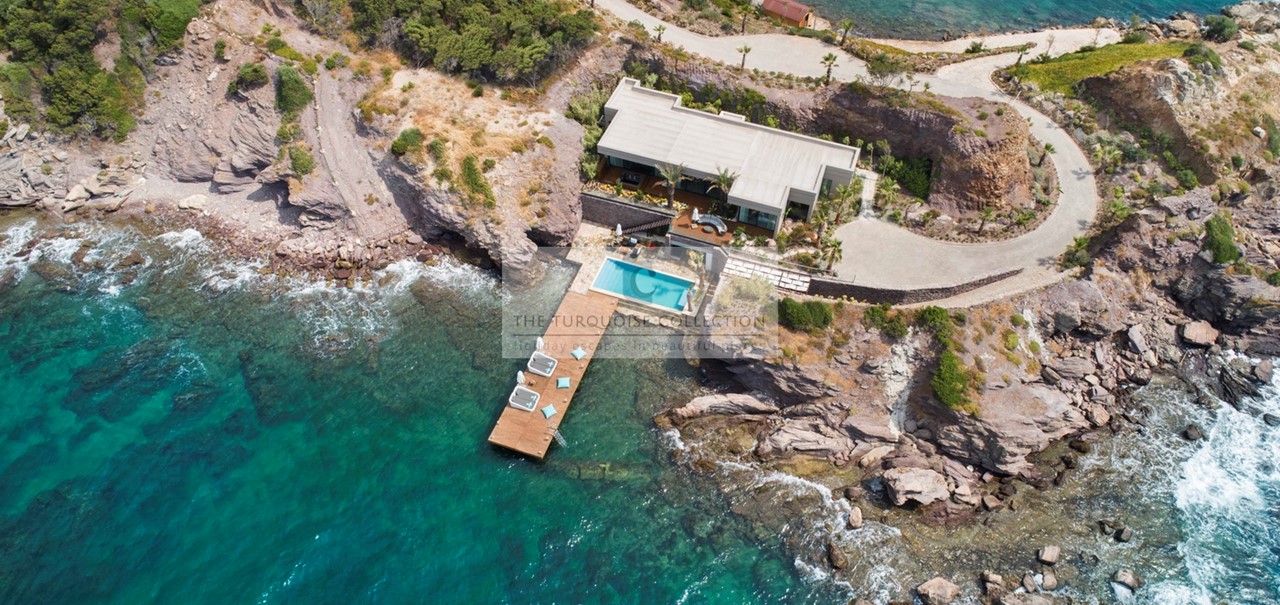 Secluded Bay Presidential Villa Overview Copy