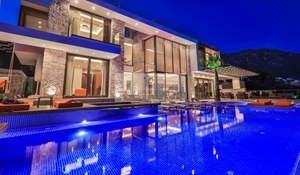 Villa Shine The Turquoise Collection 28