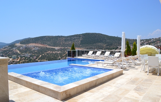 Villa Kizil with private Infinity pool & Jacuzzi