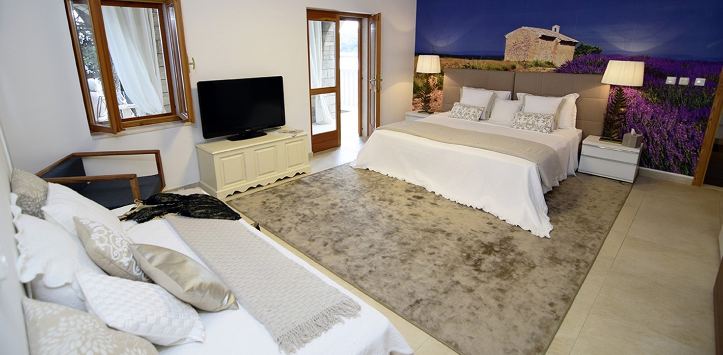 019 Orvas 10 Villa Marija